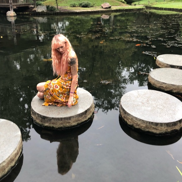 Meet your Posher, Destiny - Picture 3 of 7